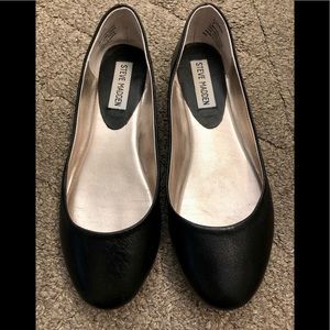 Steve Madden Heaven black leather flats